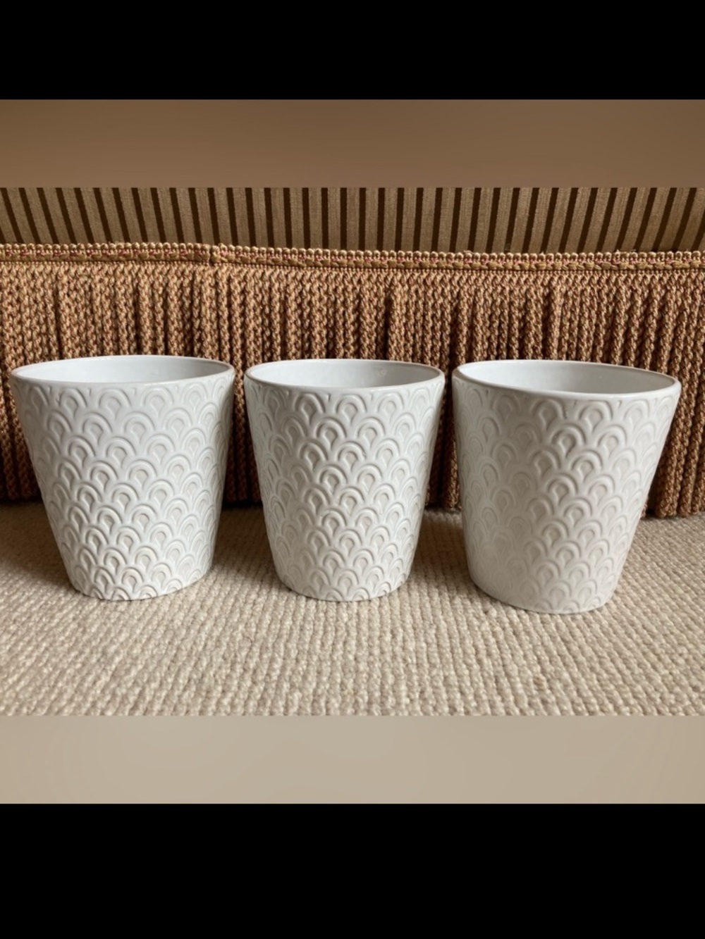 Set of 3 White Textured Ceramic Planters